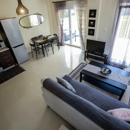 Deep Purple House 2 Villa Kriopijí